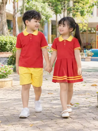 Đồng Phục Mầm Non Váy Polo Đỏ Tươi Vàng Compact Fit